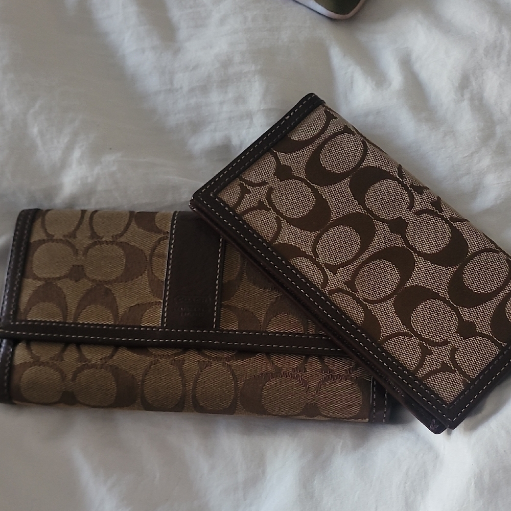 Coach Brown Patterned Wallet Set - image 1